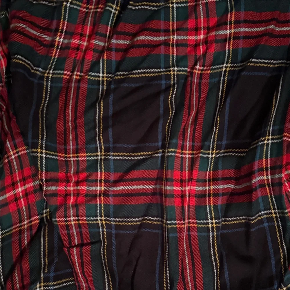 beachlunchlounge Women's Red and Black Plaid Button Down Shirt - Picture 7 of 7
